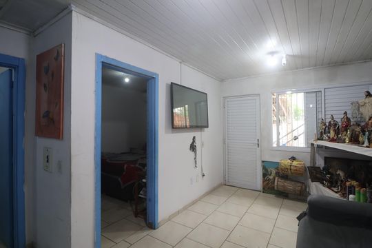 Sala de casa à venda com 2 quartos, 60m² em Guajuviras, Canoas