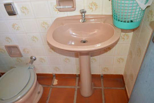 Banheiro de serviço de casa para alugar com 3 quartos, 176m² em Jardim Paulistano, Ribeirão Preto