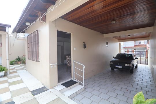 Garagem de casa para alugar com 2 quartos, 100m² em Estância Velha, Canoas