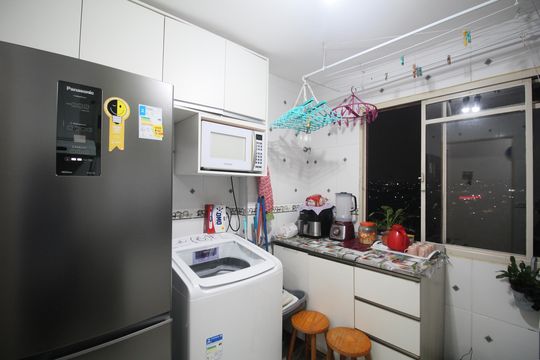 Área de Serviço de apartamento para alugar com 2 quartos, 53m² em Jardim Maria Luiza, Taboão da Serra