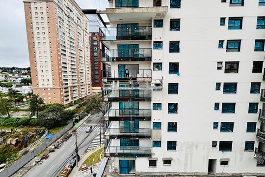 Vista da Varanda de apartamento à venda com 2 quartos, 76m² em Dezoito do Forte Empresarial/alphaville., Barueri