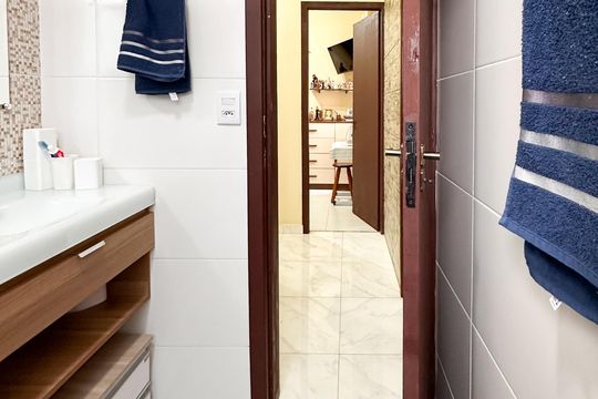 Banheiro Social de apartamento à venda com 3 quartos, 76m² em Planalto, São Bernardo do Campo