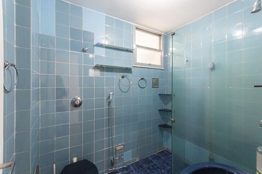 Banheiro  de apartamento para alugar com 3 quartos, 70m² em Tijuca, Rio de Janeiro
