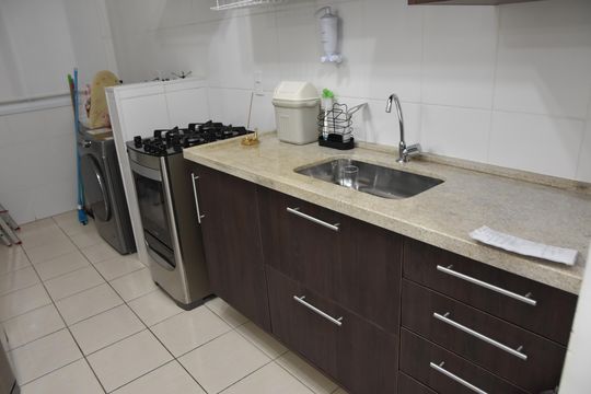 Cozinha - pia de apartamento à venda com 2 quartos, 64m² em Vila Nova Jundiainopolis, Jundiaí