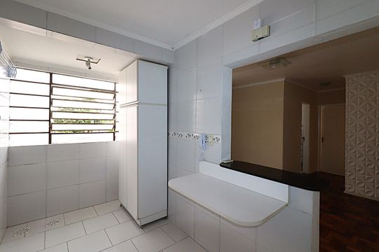 Cozinha/Área de serviço de apartamento para alugar com 2 quartos, 55m² em Jardim Dona Leopoldina, Porto Alegre