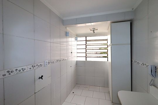 Cozinha/Área de serviço de apartamento para alugar com 2 quartos, 55m² em Jardim Dona Leopoldina, Porto Alegre