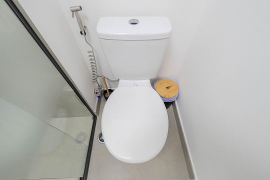 Banheiro de kitnet/studio à venda com 1 quarto, 23m² em Bela Vista, São Paulo