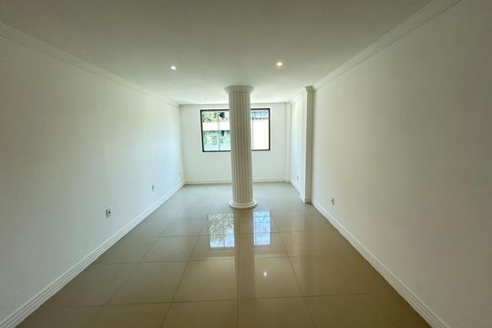 Quarto 2 - Suíte de casa à venda com 3 quartos, 167m² em Vila Valqueire, Rio de Janeiro