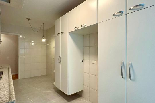 Cozinha de apartamento para alugar com 3 quartos, 180m² em Jardim Paulista, São Paulo