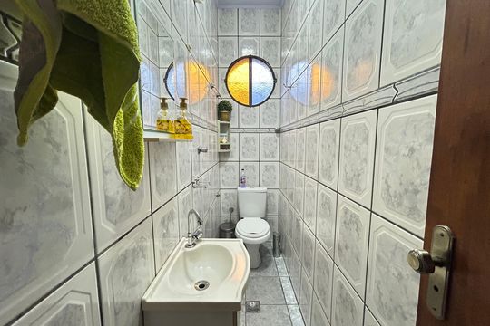 Casa à venda com 3 quartos, 84m² em Jardim Laguna, Contagem