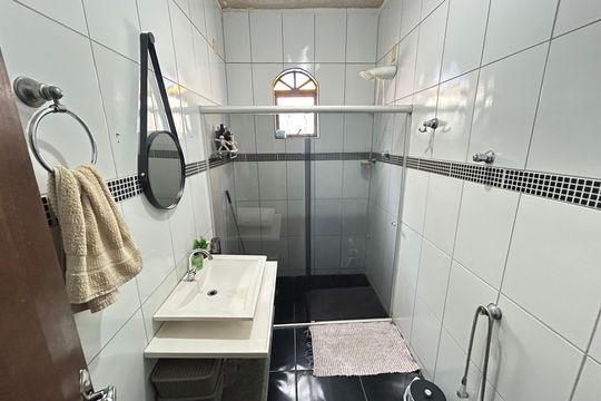 Casa à venda com 3 quartos, 84m² em Jardim Laguna, Contagem