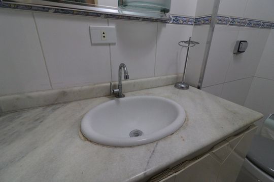 Banheiro de apartamento à venda com 3 quartos, 75m² em Jardim Umuarama, São Paulo