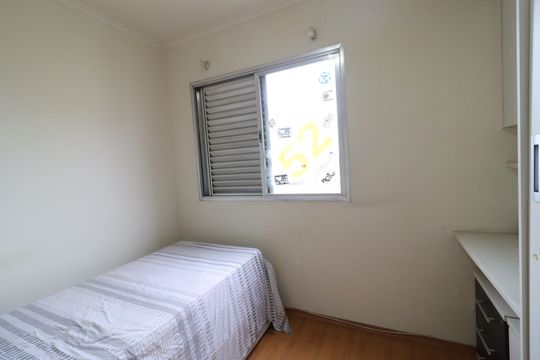 Quarto 1 de apartamento à venda com 3 quartos, 75m² em Jardim Umuarama, São Paulo
