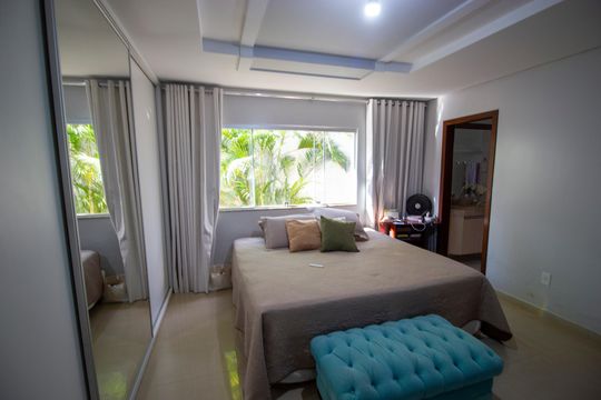 Casa de Condomínio à venda com 4 quartos, 300m² em Setor Habitacional Vicente Pires, Brasília
