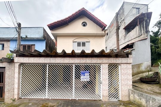 Fachada de casa para alugar com 3 quartos, 191m² em Baeta Neves, São Bernardo do Campo