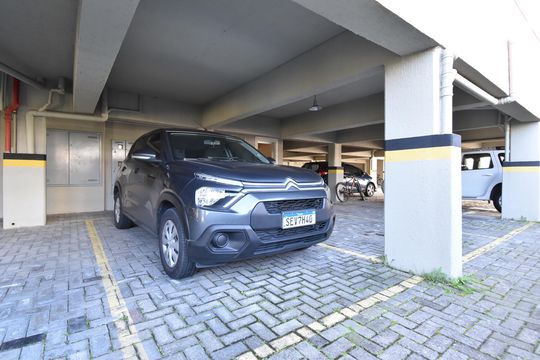 Vaga de Garagem de apartamento à venda com 2 quartos, 59m² em Cabral, Curitiba