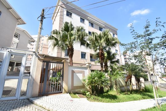 Fachada de apartamento à venda com 2 quartos, 59m² em Cabral, Curitiba