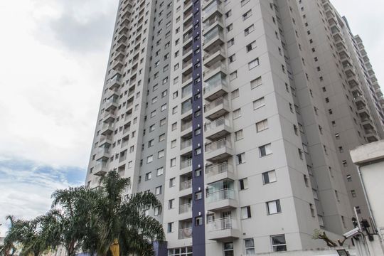Vista da Rua de apartamento para alugar com 1 quarto, 57m² em Vila Nossa Senhora da Escada, Barueri