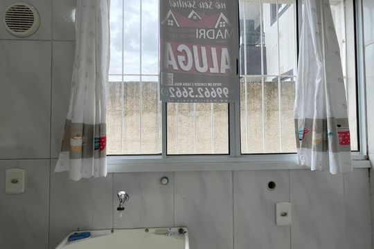 Área de Serviço de apartamento para alugar com 3 quartos, 75m² em Caminho Novo, Palhoça