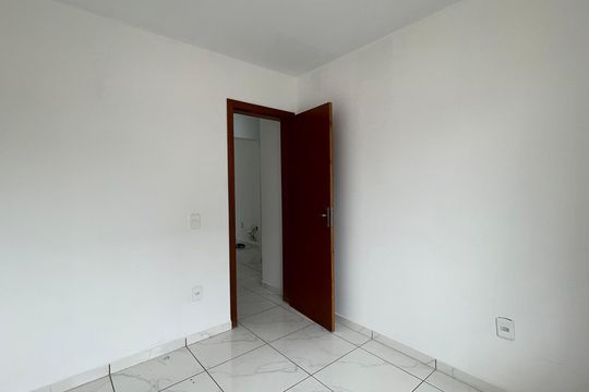 Quarto 2 de apartamento para alugar com 3 quartos, 75m² em Caminho Novo, Palhoça