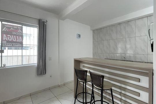 Cozinha de apartamento para alugar com 3 quartos, 75m² em Caminho Novo, Palhoça