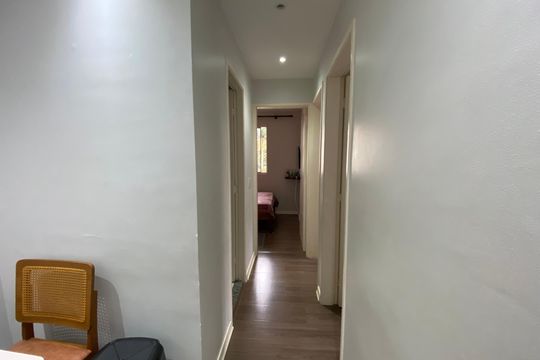 Corredor de apartamento à venda com 3 quartos, 55m² em Jardim Monte Alegre, São Paulo