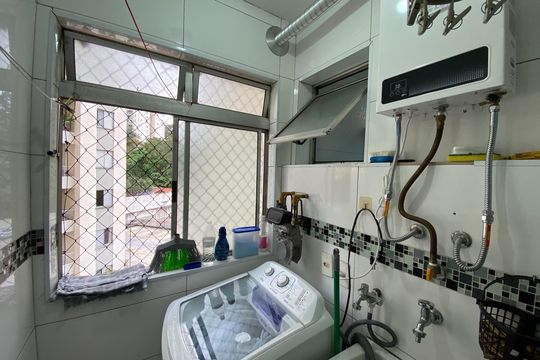 Área de serviço de apartamento à venda com 3 quartos, 55m² em Jardim Monte Alegre, São Paulo