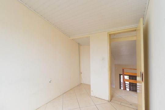 Quarto 2 de casa à venda com 6 quartos, 345m² em Harmonia, Canoas