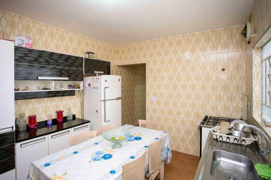 Cozinha de casa à venda com 4 quartos, 115m² em Casa Grande, Diadema