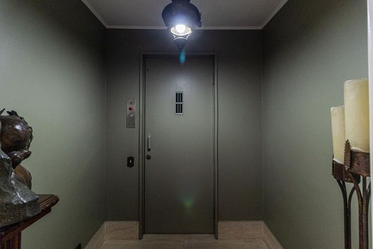 Elevador Social de apartamento à venda com 4 quartos, 380m² em Higienópolis, São Paulo