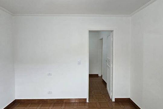 Quarto 01 de casa para alugar com 2 quartos, 60m² em Jardim Santa Maria, Guarulhos