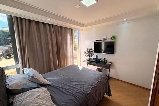 Casa à venda com 4 quartos, 252m² em Jardim Sao Bento, São Paulo
