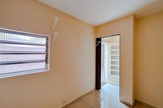 Quarto de Serviço de casa para alugar com 4 quartos, 120m² em Parque São Jorge, São Paulo