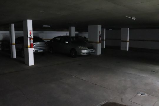 Garagem de apartamento para alugar com 3 quartos, 110m² em Parque Tamandaré, Campos dos Goytacazes