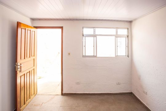 Sala de casa à venda com 3 quartos, 109m² em Taboão, Diadema