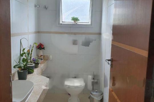 Casa à venda com 3 quartos, 180m² em Jardim Luanda, São Paulo
