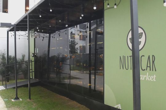 Mercado de apartamento para alugar com 2 quartos, 39m² em Socorro, São Paulo
