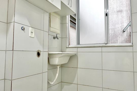 Área de Serviço de apartamento para alugar com 2 quartos, 45m² em Borboleta, Juiz de Fora