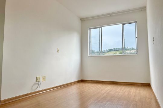 Sala de apartamento para alugar com 2 quartos, 45m² em Borboleta, Juiz de Fora