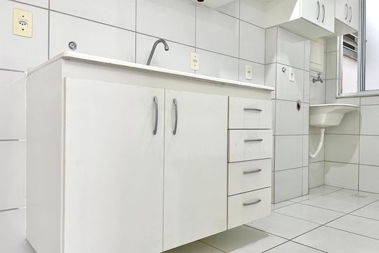 Cozinha - Armários de apartamento para alugar com 2 quartos, 45m² em Borboleta, Juiz de Fora