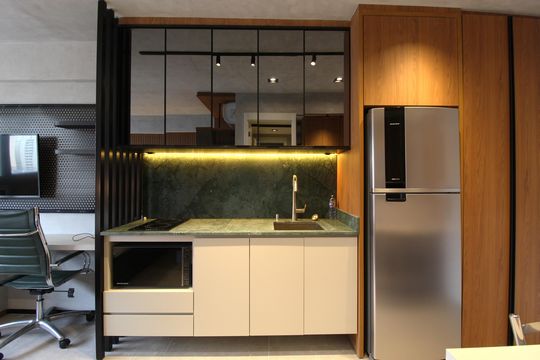 Cozinha de kitnet/studio para alugar com 1 quarto, 29m² em Indianópolis, São Paulo