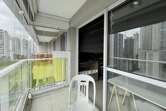 Sacada de kitnet/studio à venda com 1 quarto, 36m² em Brooklin, São Paulo