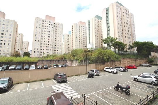 Vista do Quarto de apartamento para alugar com 2 quartos, 42m² em Jardim Brasilia, São Paulo