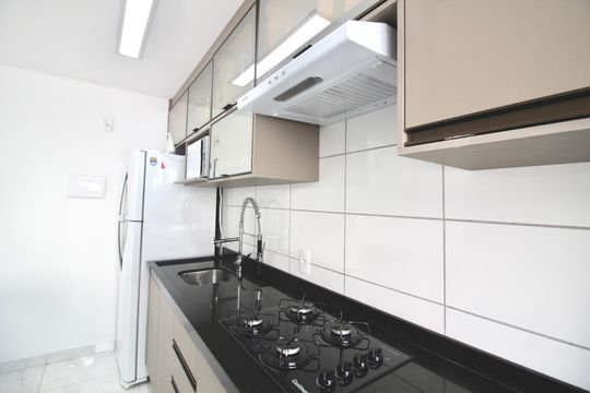 Cozinha de apartamento para alugar com 2 quartos, 42m² em Jardim Brasilia, São Paulo