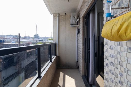 Sacada Suíte 2 de casa à venda com 4 quartos, 120m² em Parque Guarani, São Paulo