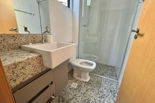 Suíte 1 - Banheiro de apartamento para alugar com 2 quartos, 55m² em Anchieta, Belo Horizonte