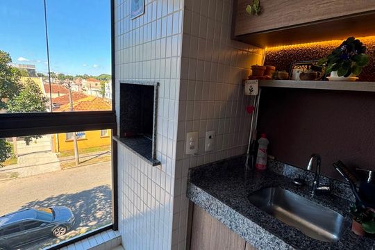 Varanda de apartamento para alugar com 2 quartos, 71m² em Rebouças, Curitiba