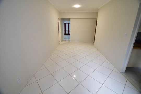 Sala de apartamento para alugar com 2 quartos, 74m² em Cambuí, Campinas