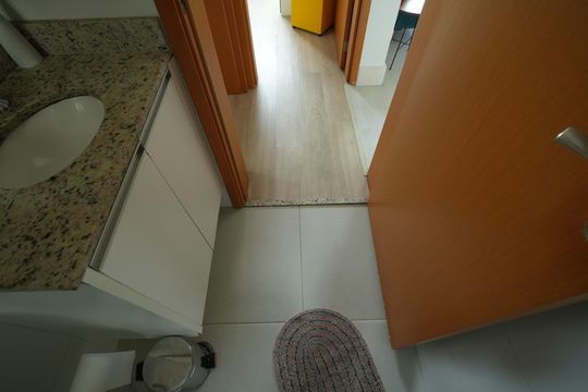 Banheiro Social de apartamento à venda com 2 quartos, 55m² em Santa Maria, Santo André