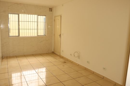 Casa para alugar com 2 quartos, 155m² em Parque Independencia, São Paulo
